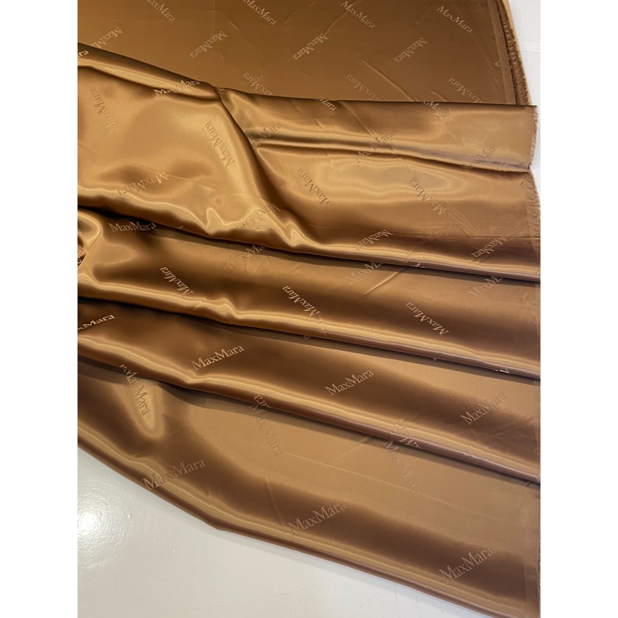 Підкладкова тканина Max Mara