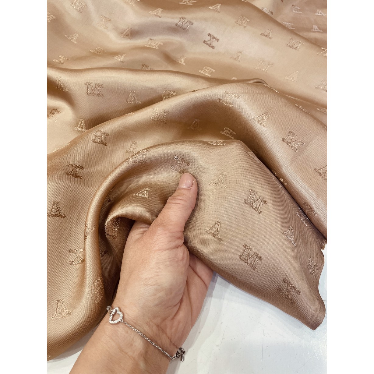 Підкладкова тканина Max Mara