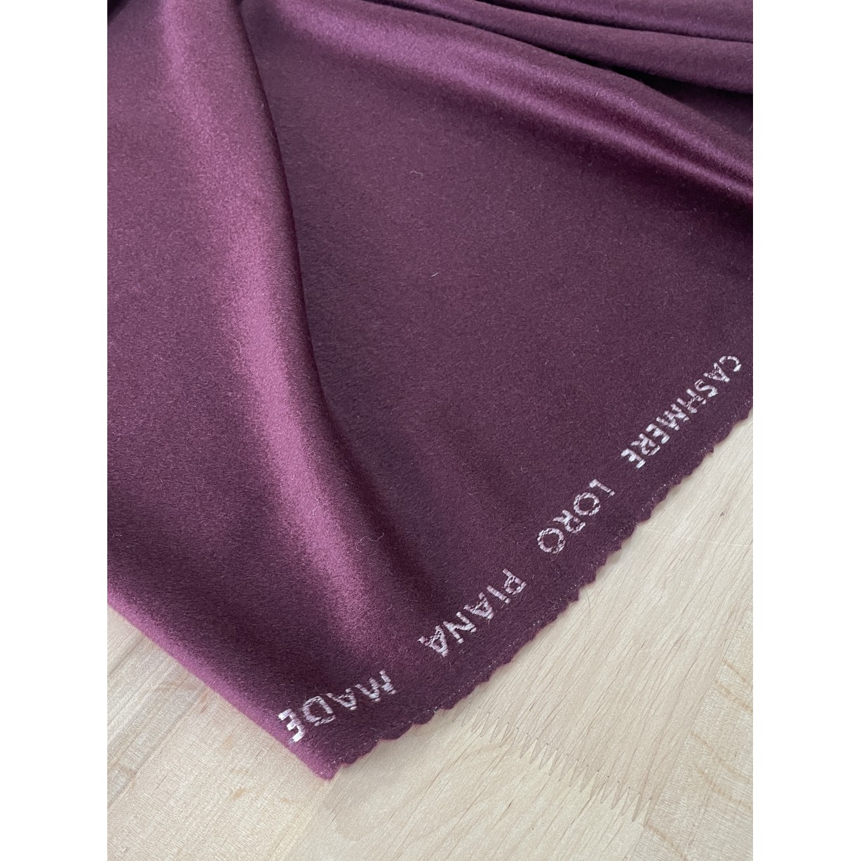 Кашемір Loro Piana